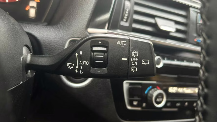 BMW 118i  Millennial 1.5 AUT (2018)