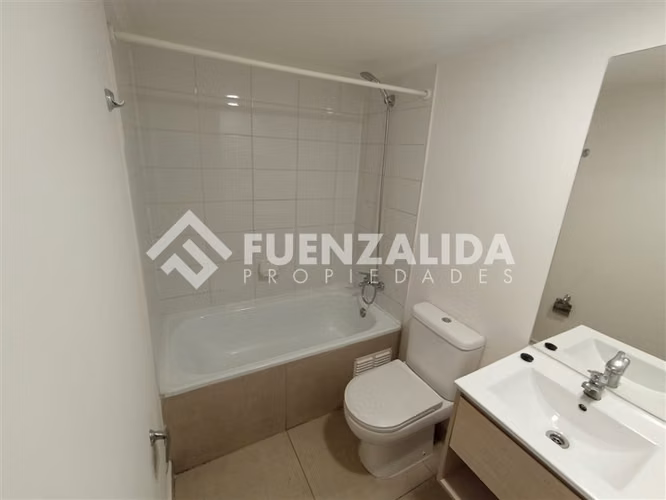 Depto. en venta de 2 dorm, 2 baños y est. en La Cisterna