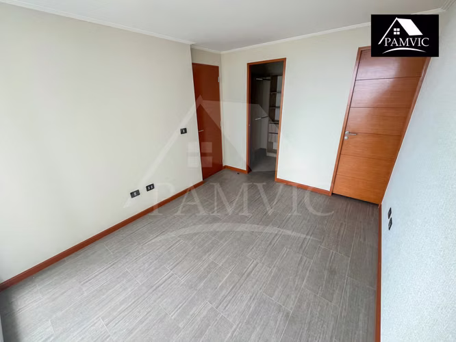 Departamento Tipo Mariposa en Arriendo en Distrito Cavancha 2-