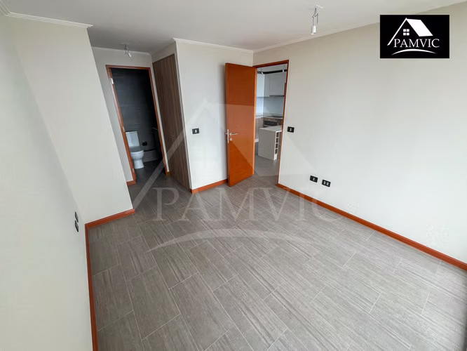 Departamento Tipo Mariposa en Arriendo en Distrito Cavancha 2-