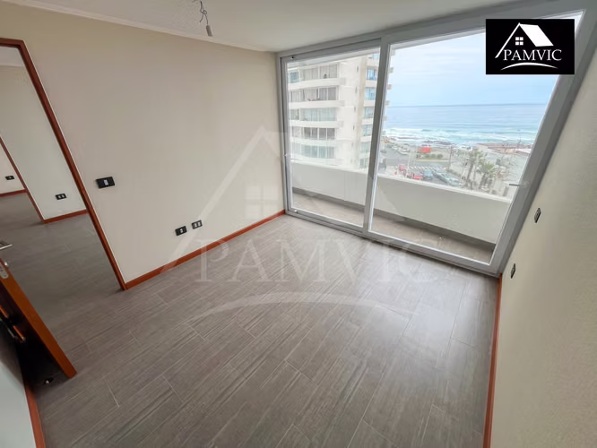 Departamento Tipo Mariposa en Arriendo en Distrito Cavancha 2-