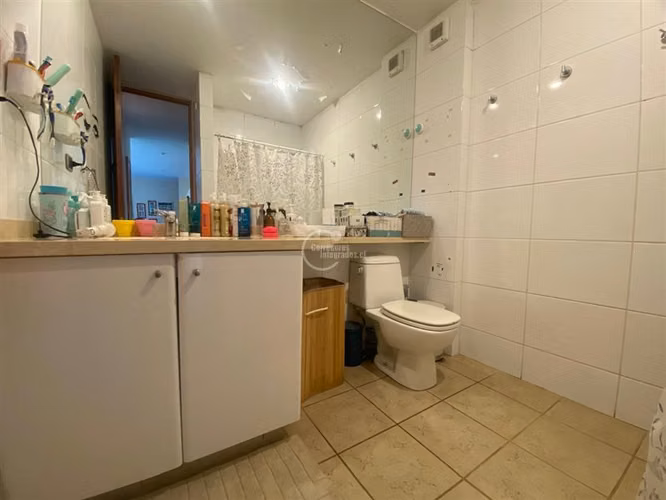 Condominio, Casa en venta de 6 dorm. en Lo Barnechea