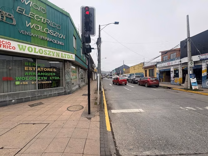 Terreno En El Centro De Concepción Con Local Comercial