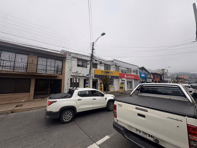 Terreno En El Centro De Concepción Con Local Comercial