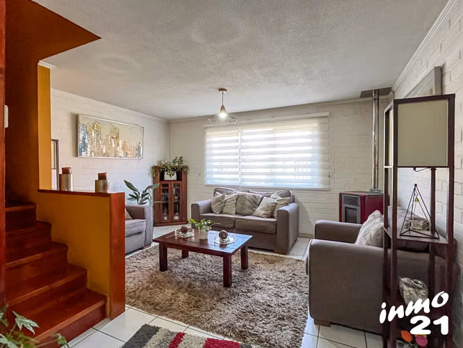 Casa En Pasaje Cerrado – Cerca De Av. Martín Lutero