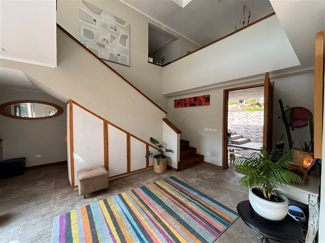 Casa en venta de 5 dormitorios La Reserva de Chicureo