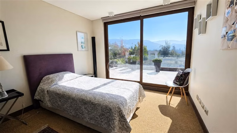Golf M. 3 dorm, servicio, estar, terraza, terreno, 3 est