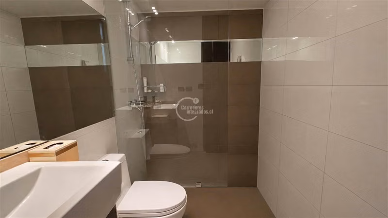 Golf M. 3 dorm, servicio, estar, terraza, terreno, 3 est