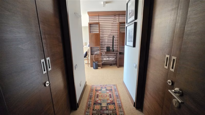 Golf M. 3 dorm, servicio, estar, terraza, terreno, 3 est
