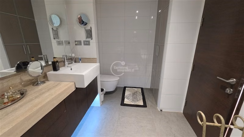 Golf M. 3 dorm, servicio, estar, terraza, terreno, 3 est