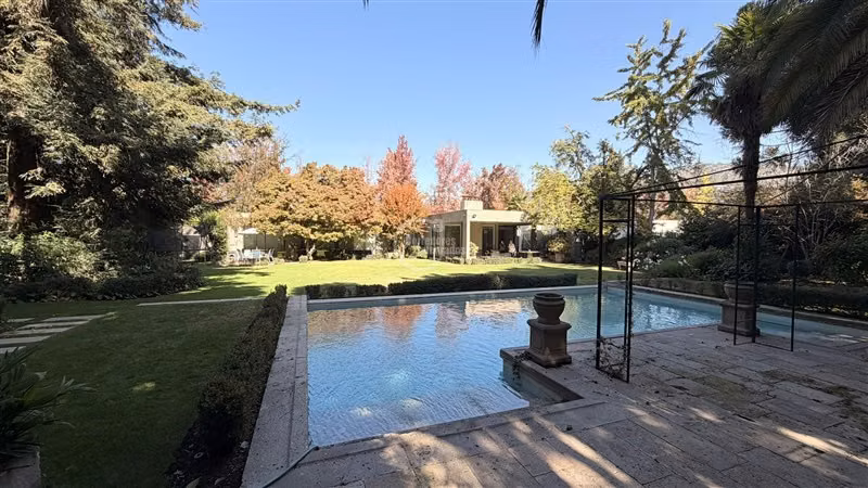 Casa en arriendo de 3 dorm. Golf Las Lomas, Lo Barnechea