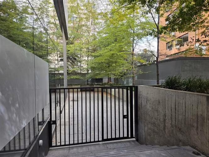 Local Comercial Sin Habilitar en Arriendo en Providencia
