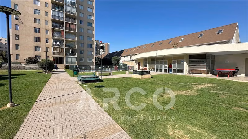En venta 3 dorm. con patio de luz y terraza +Estacionamiento