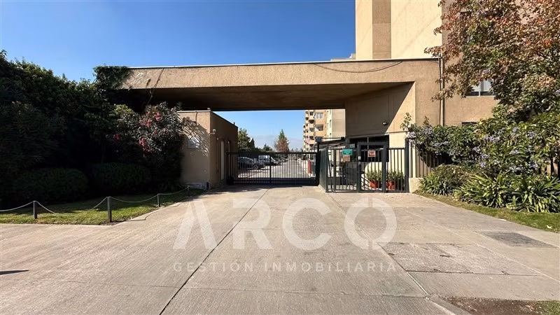 En venta 3 dorm. con patio de luz y terraza +Estacionamiento