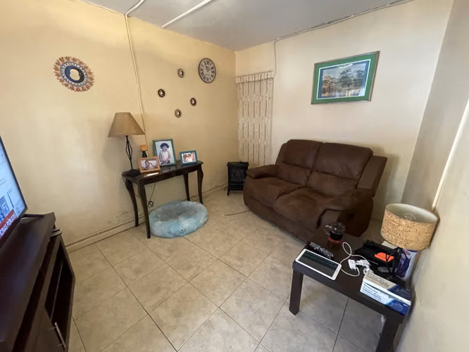 VENDE CASA - PASAJE PROVIDENCIA, SECTOR CENTRO NORTE