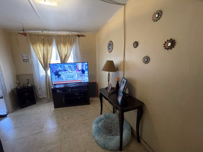 VENDE CASA - PASAJE PROVIDENCIA, SECTOR CENTRO NORTE