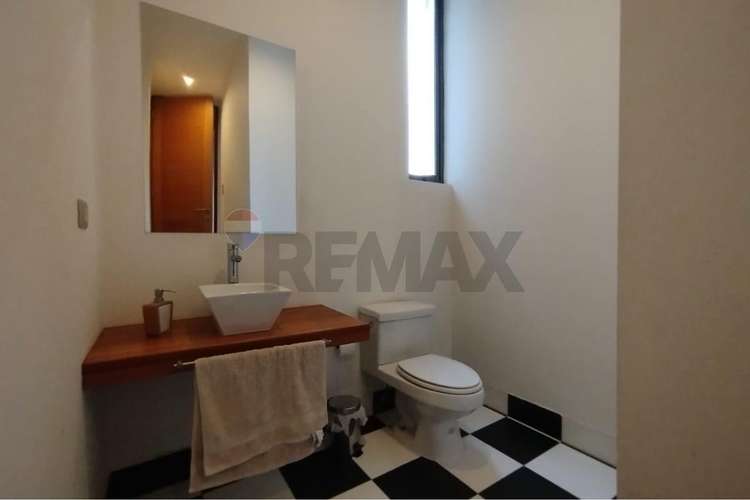 Casa en arriendo estilo mediterraneo en olivar