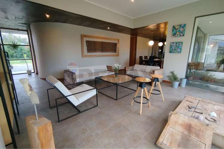 Casa en arriendo estilo mediterraneo en olivar