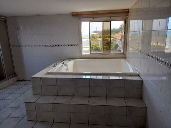 Arriendo Casona con 5 Habitaciones – Coronel (164199)