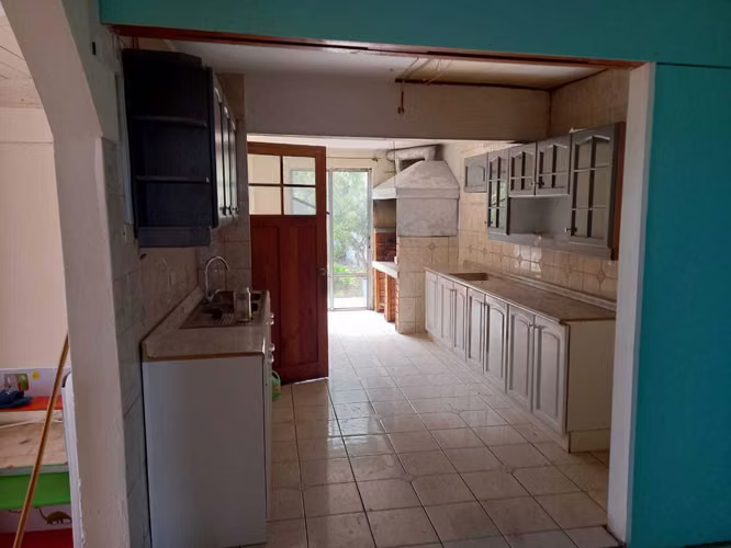 Arriendo Casona con 5 Habitaciones – Coronel (164199)