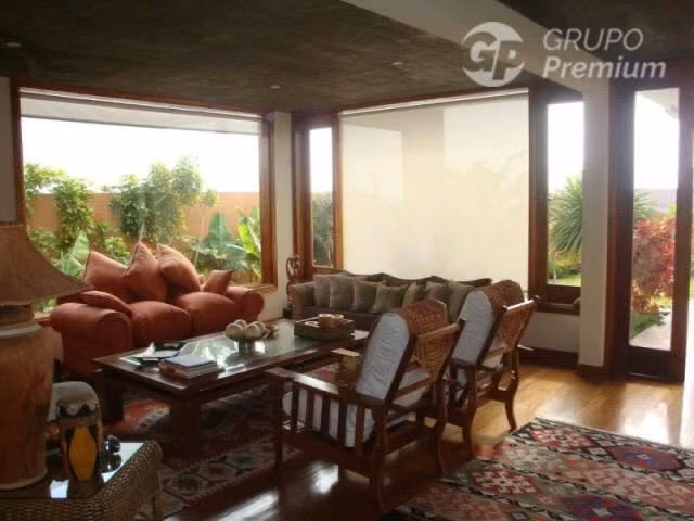 Exclusiva Casa Alto valor en venta de 4 dorm. en Iquique - Imagen 5