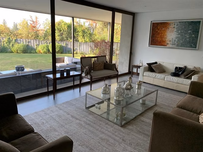 Moderna casa Golf Lomas de la Dehesa, sitio plano