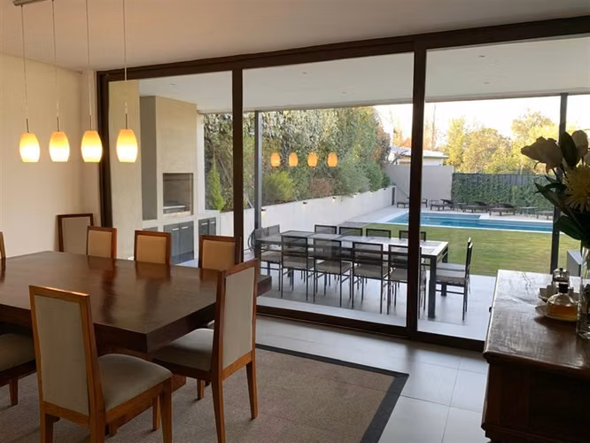 Moderna casa Golf Lomas de la Dehesa, sitio plano