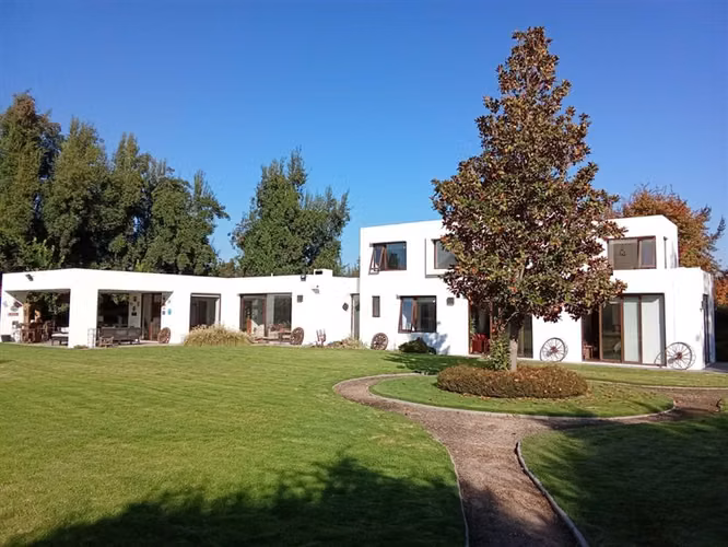En condominio La Laguna, acceso a laguna de uso recreativo - Imagen 2