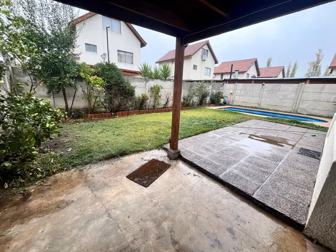 VENDO CASA SECTOR EL POLO/LA HACIENDA