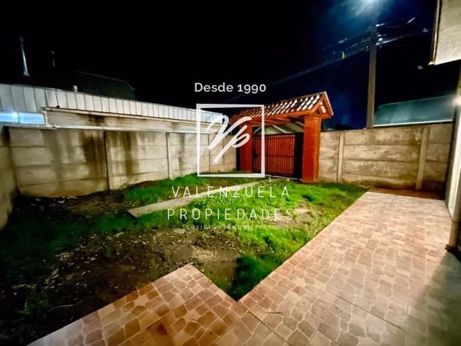 Cómoda Casa en Labranza con Acceso y Locomoción
