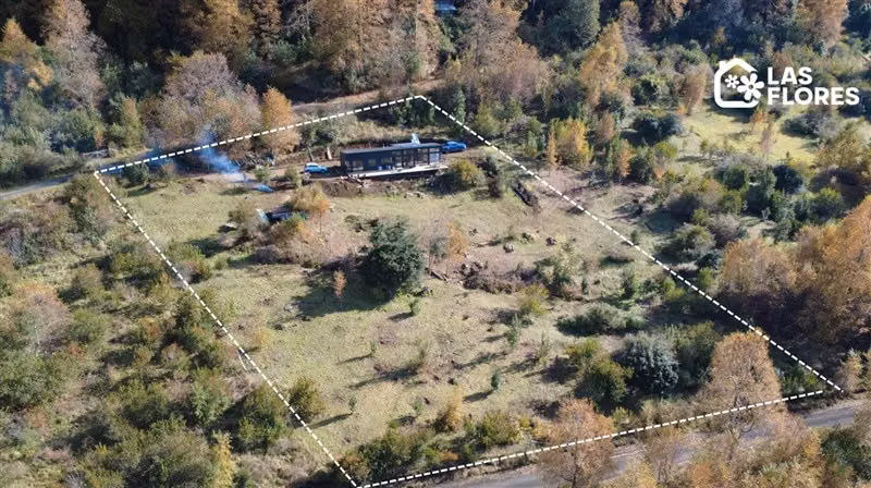 CASA CON VISTA A VOLCÁN Y VALLE EN PUCÓN- LA BARDA