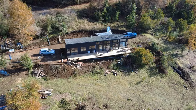 CASA CON VISTA A VOLCÁN Y VALLE EN PUCÓN- LA BARDA