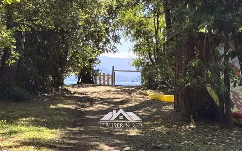 Parcela con acceso a lago Calafquén Comuna Panguipulli