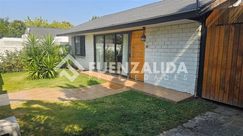 Casa en venta de 3 dorm. en Vitacura