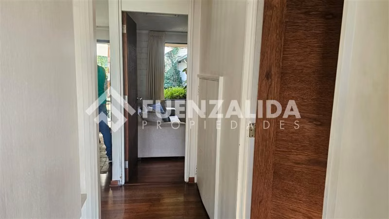 Casa en venta de 3 dorm. en Vitacura