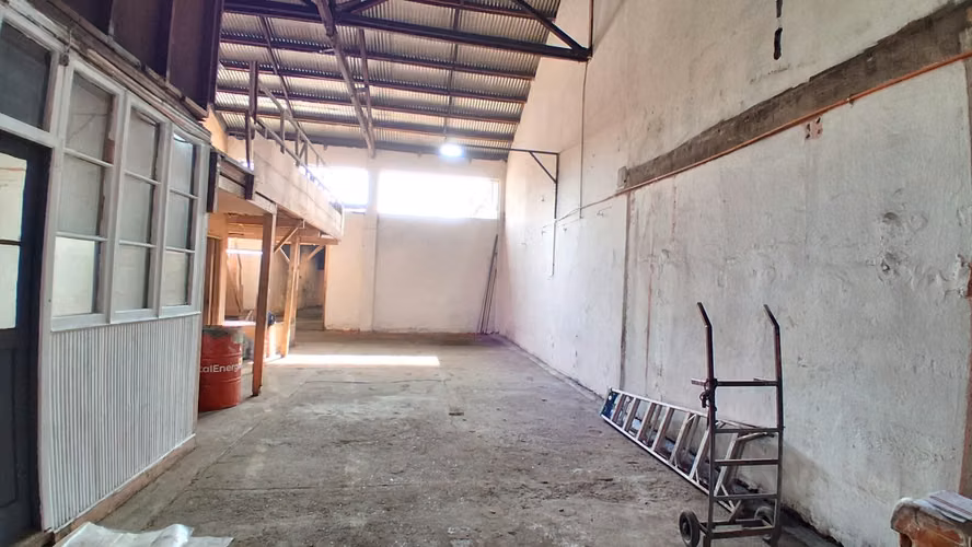 ¡Oportunidad! Local Comercial en Arriendo, Carlos Valdovinos 1033, San Miguel.