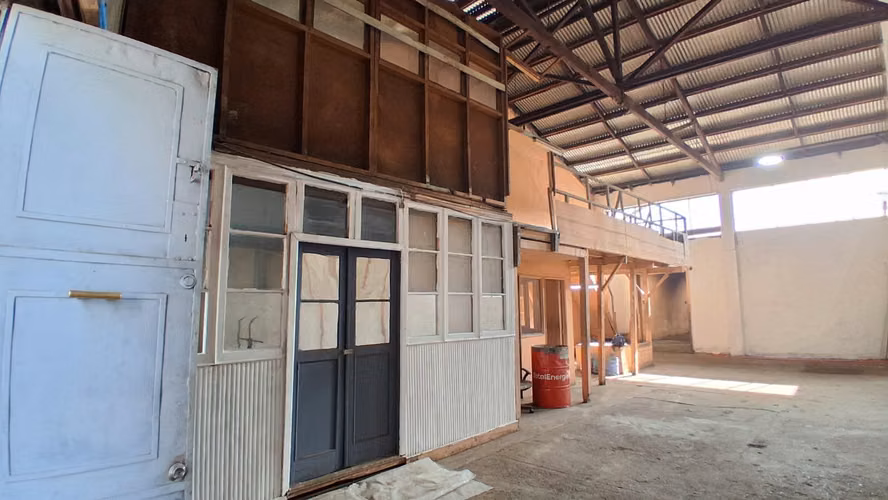 ¡Oportunidad! Local Comercial en Arriendo, Carlos Valdovinos 1033, San Miguel.