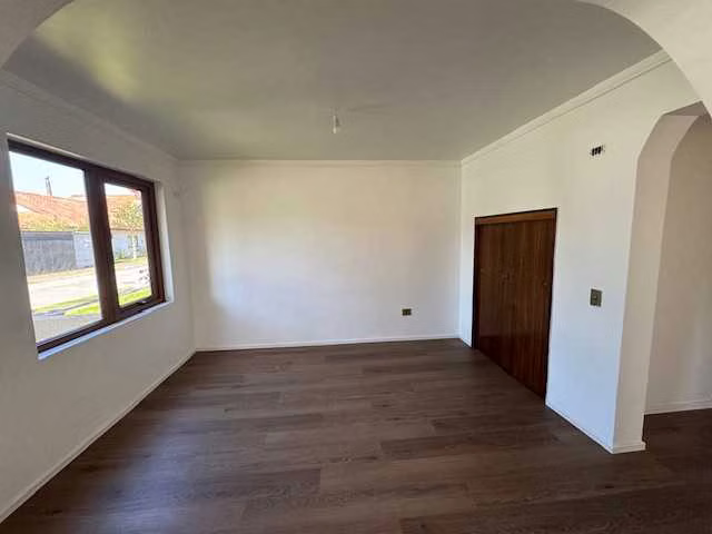 Hermosa casa en pasaje cerrado (164269)