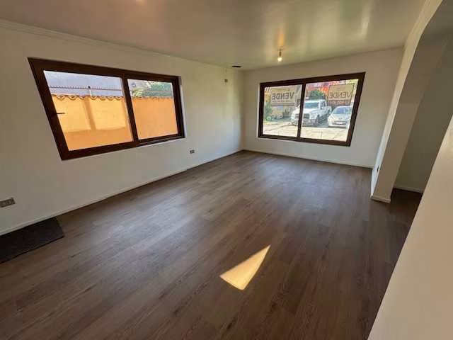 Hermosa casa en pasaje cerrado (164269)