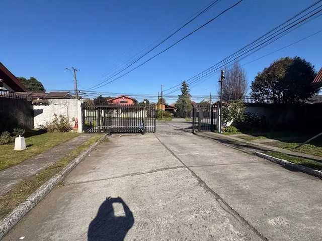 Hermosa casa en pasaje cerrado (164269)