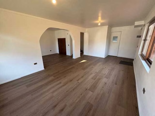 Hermosa casa en pasaje cerrado (164269)