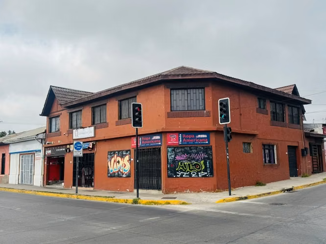 Propiedad comercial en arriendo, totalmente remodelada !