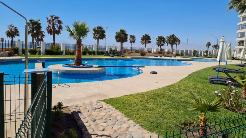 Departamento amoblado en piso 8 – Costa Peñuelas II