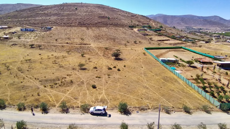 Se vende terreno en condominio