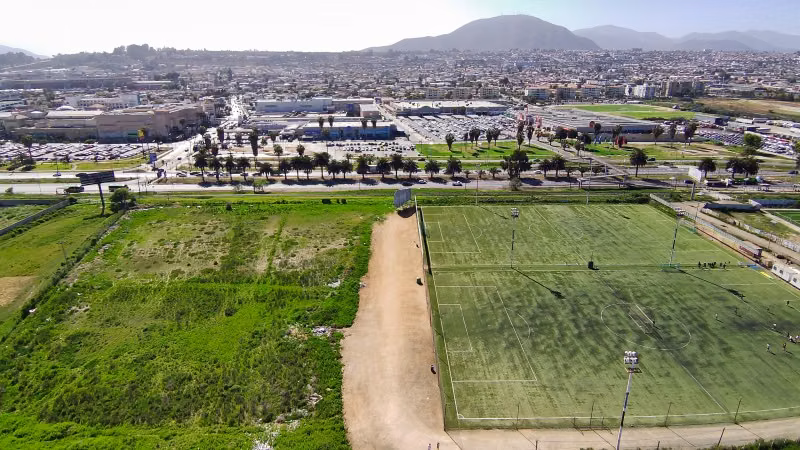 Inversión Ideal: Amplio Terreno Frente al Mall de La Serena