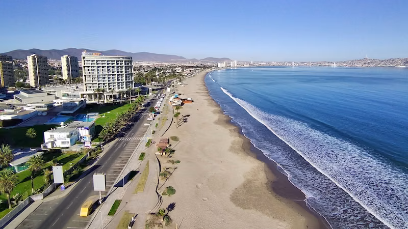 ¡Vive en el exclusivo condominio de Jardín del Mar en La Ser