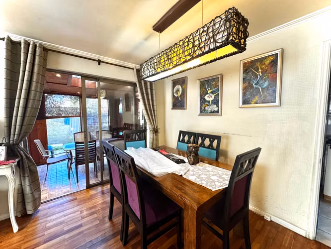 Compromiso a compra | 3 pisos | +230 M2 (164281)