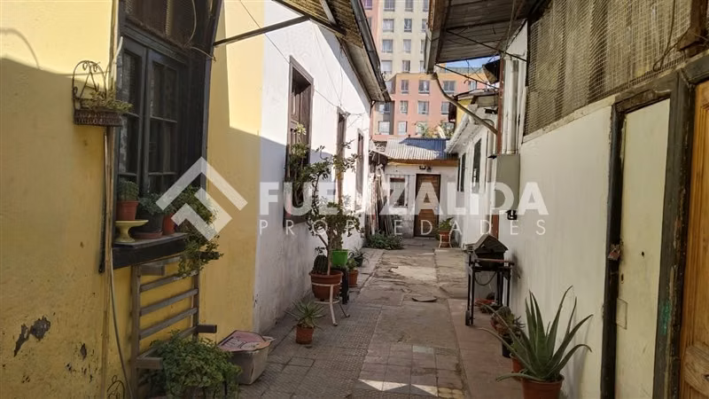 Venta de Casa en Santiago 6 dormitorios local comercial
