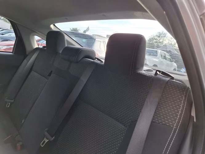 TOYOTA YARIS 2024