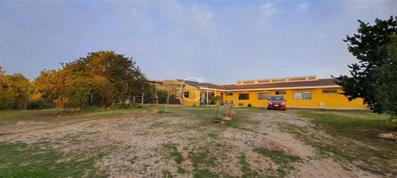 Casa en venta de 4 dorm. en Quintero